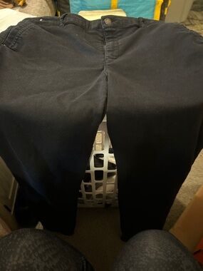 Source Unknown Black Women's Trousers Straight Leg